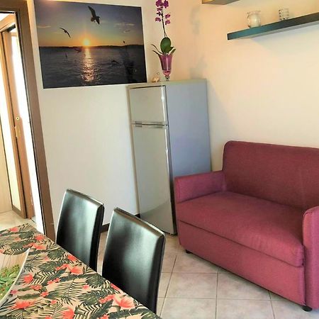 Oasi Di Paradiso - Comfy Private Apartment On Ground Floor With Terrace Desenzano del Garda Luaran gambar