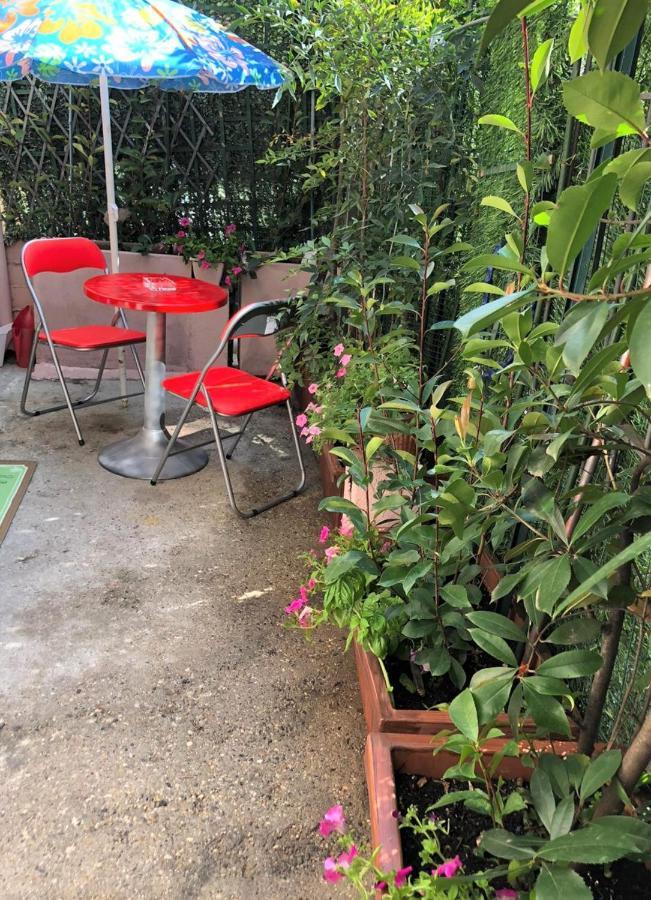 Oasi Di Paradiso - Comfy Private Apartment On Ground Floor With Terrace Desenzano del Garda Luaran gambar